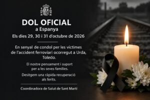 Cartell de dol i condol de la Coordinadora de Salut de Sant Martí per les víctimes de l’accident ferroviari.
